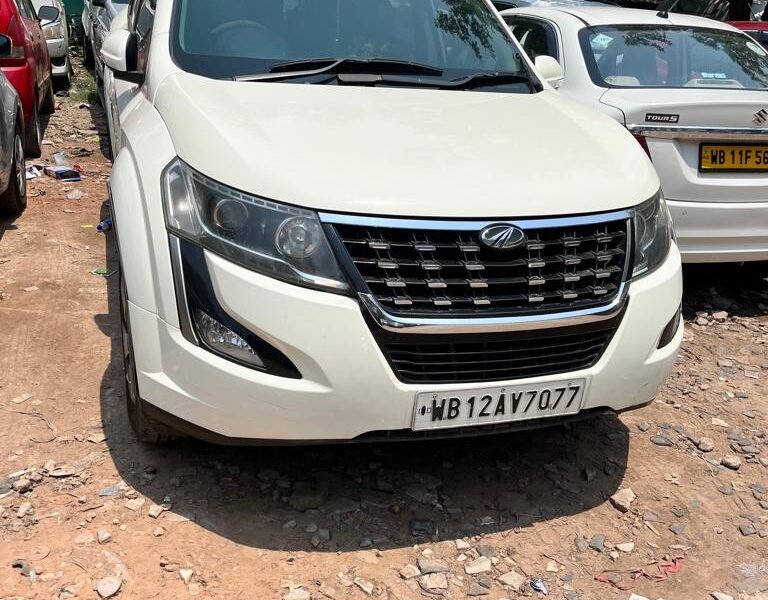 Mahindra XUV 500 2018